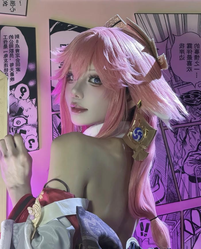 Hình ảnh cosplay yae miko gợi lên sức mạnh tinh thần