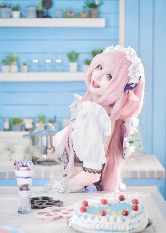 Hình ảnh cosplay yae miko gợi về sinh thể không tuổi