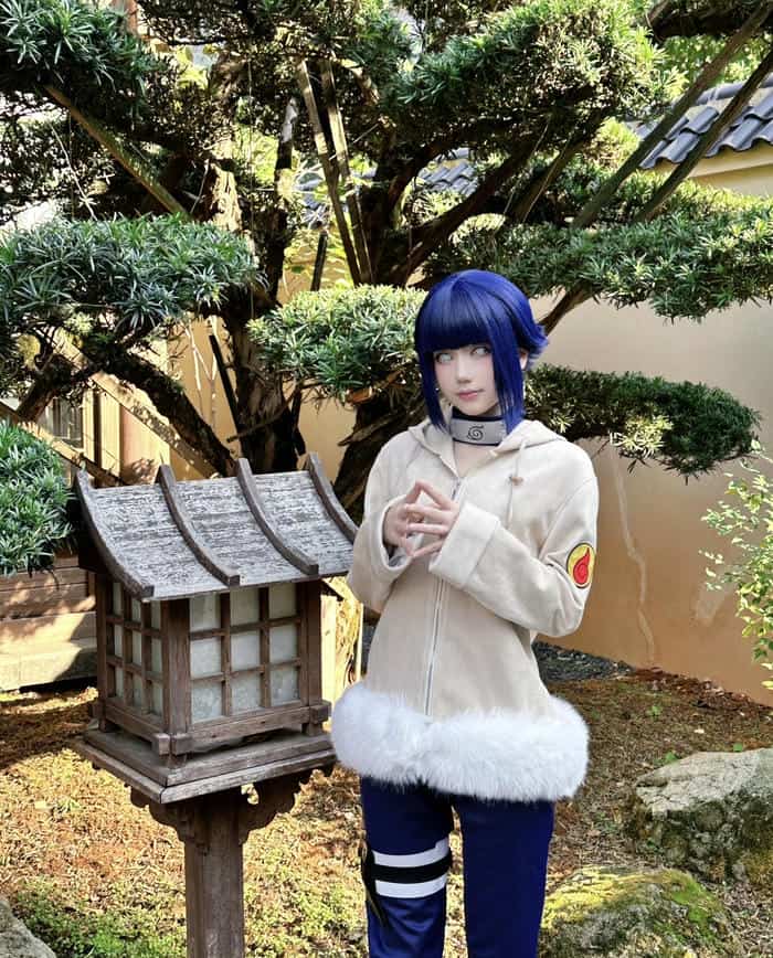 Hình cosplay hinata mang cảm giác gương mặt thanh tú