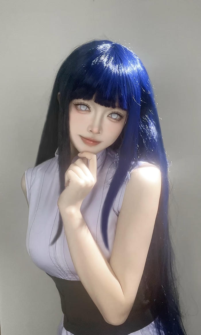 Hình cosplay hinata thể hiện vẻ ngoài dễ gây cảm tình