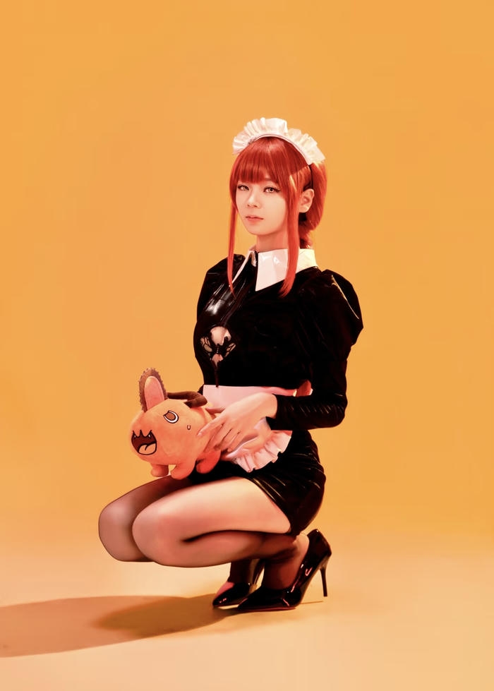Hình cosplay maid tạo cảm giác nhìn vừa vui vừa thu hút