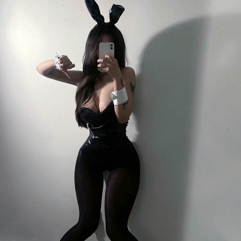 Hương Tịt bikini cảm giác tự nhiên dễ chịu