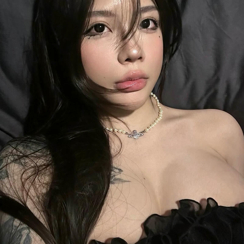 Hương Tịt bikini hình ảnh chất lượng rõ ràng