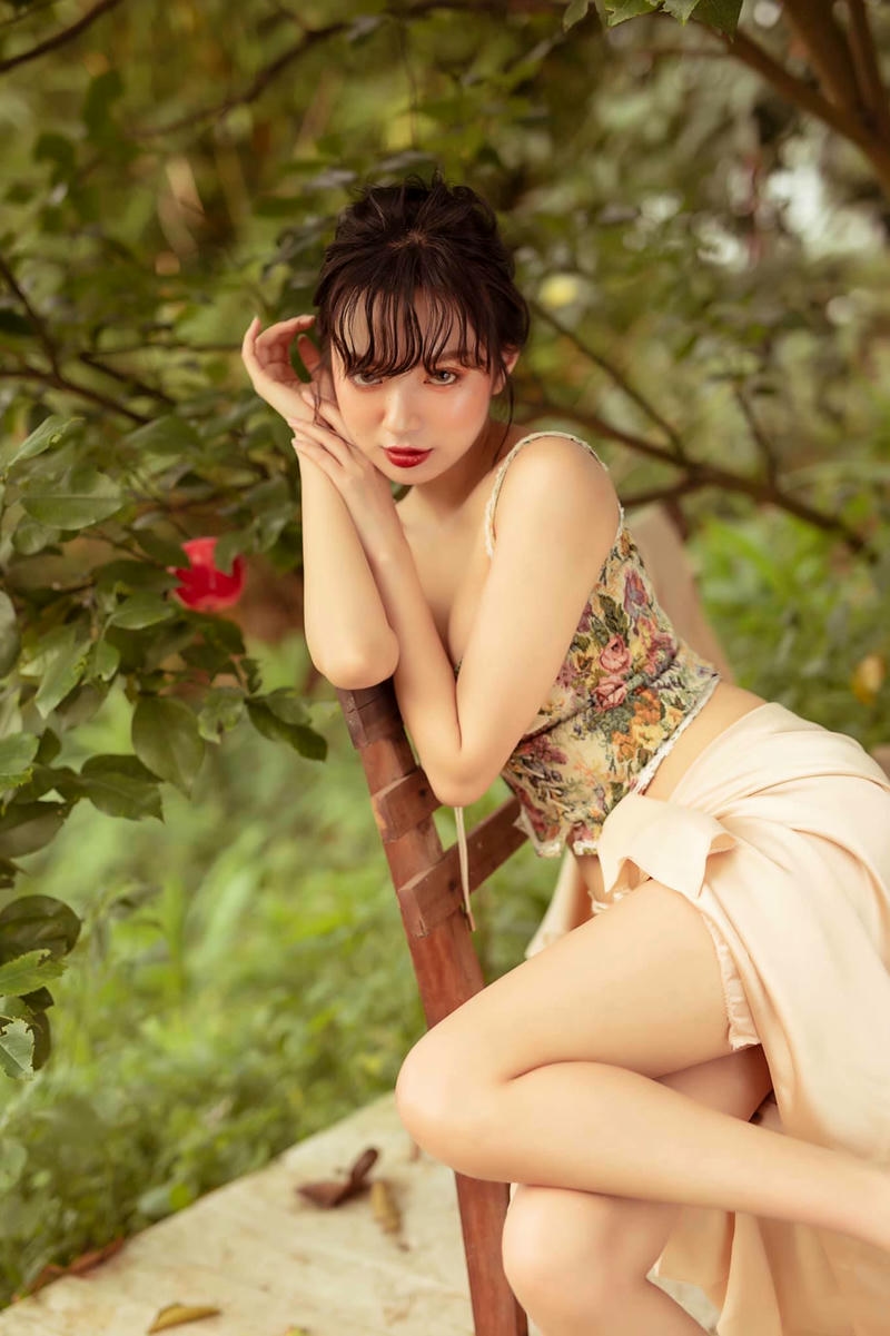 Vũ Ngọc Kim Chi bikini hình ảnh hài hòa tự