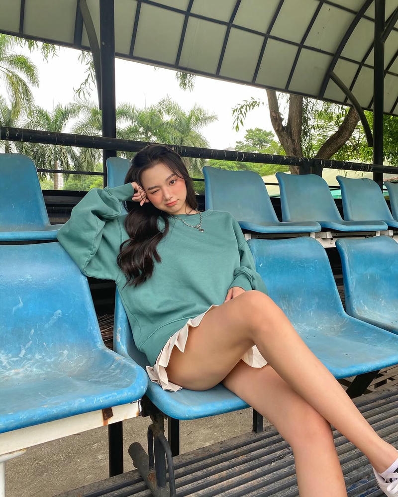 Vũ Ngọc Kim Chi bikini phong cách đơn giản tinh