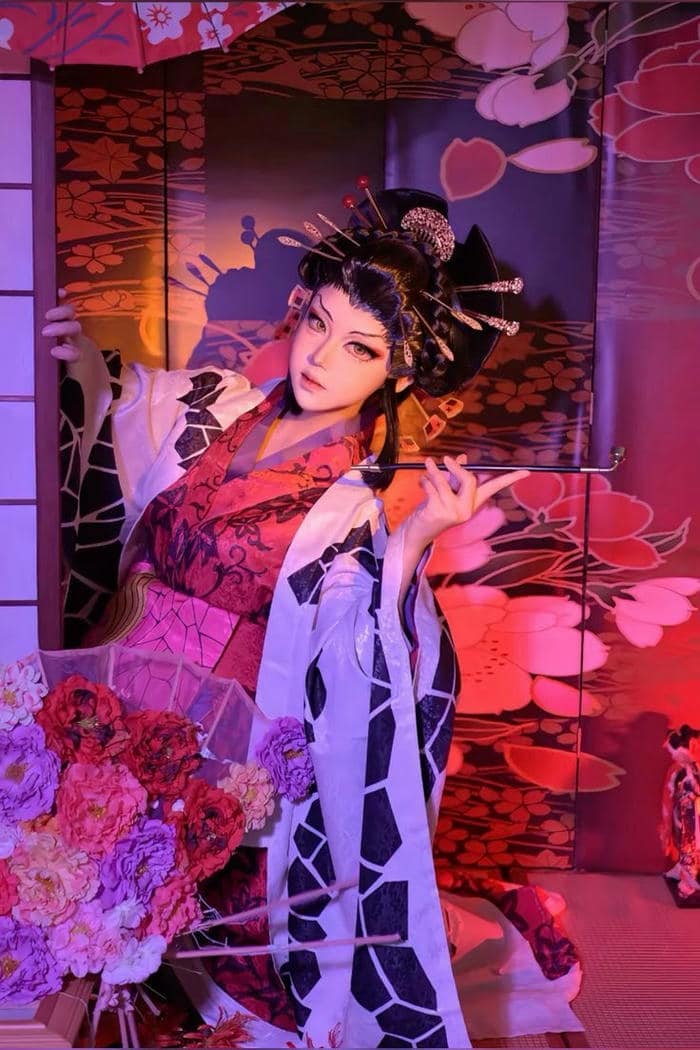 ảnh cosplay Daki hiệu ứng khói nhẹ