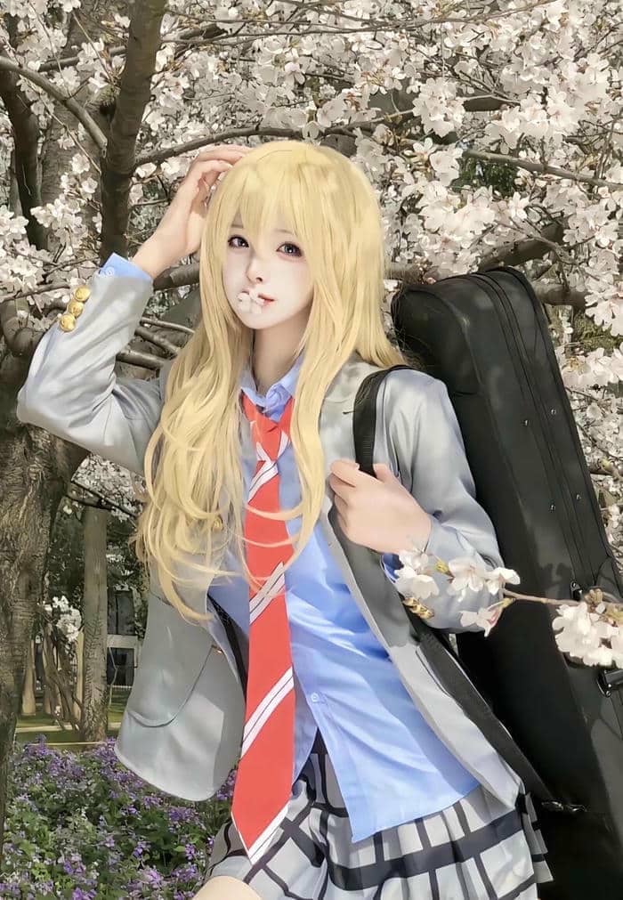 gái xinh cosplay nhân vật anime trang phục chuẩn
