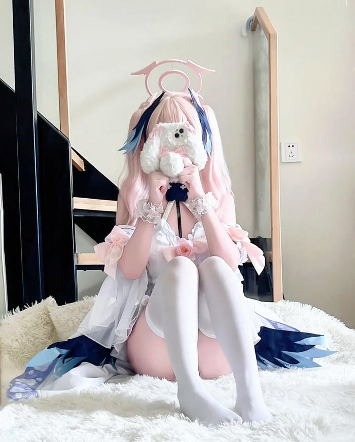 hình gái xinh cosplay nhân vật anime phụ kiện đầy đủ