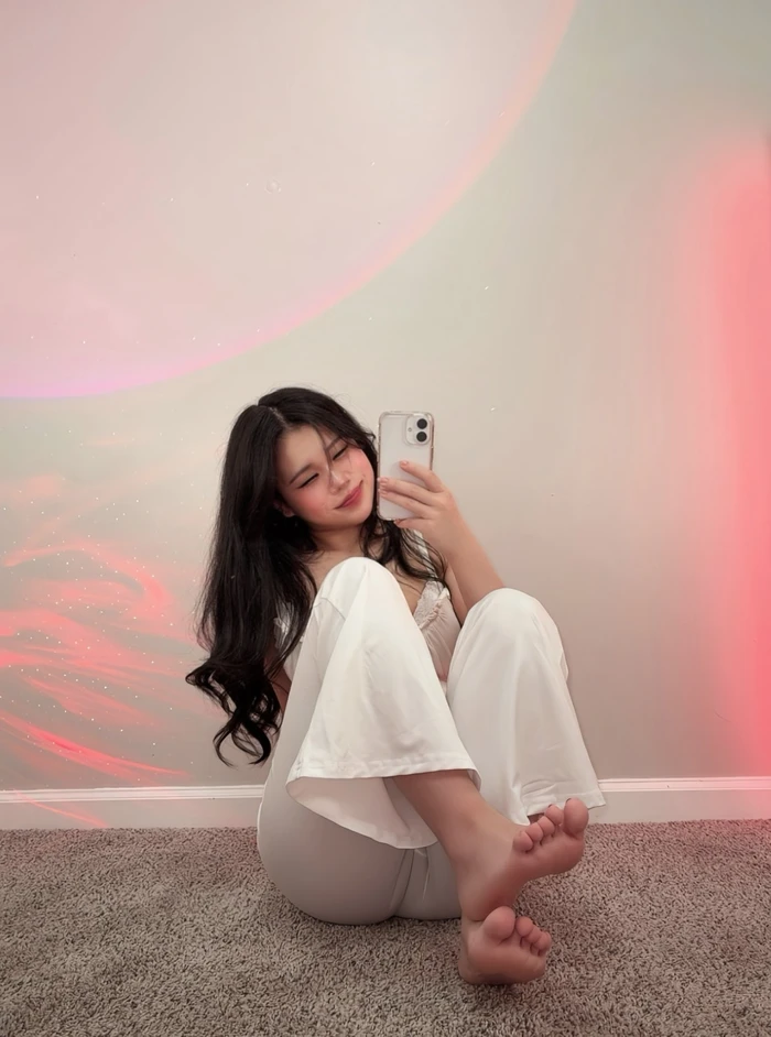 Ảnh lồn còn trinh gợi dục của hot girl teen