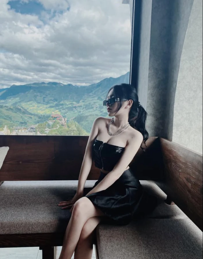 Ảnh sex gái miền Tây cong cong nóng bỏng