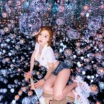 DJ Soda bikini phong thái tự tin trước camera