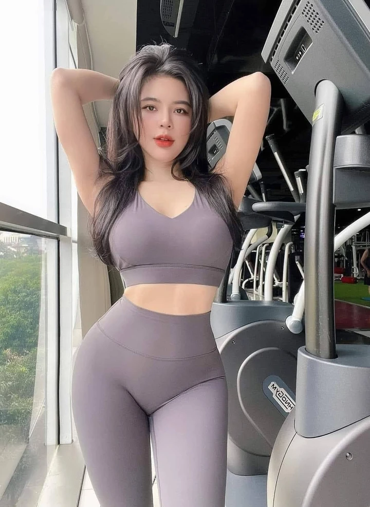 Hình Gym Sex Săn Chắc Mê Hoặc