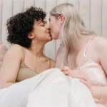 Hình lesbian sex cuồng nhiệt nóng bỏng