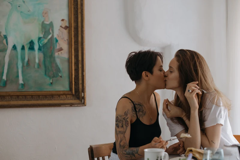 Hình nóng lesbian mê hoặc kích thích
