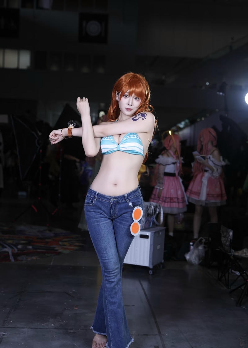 Trang phục giản dị mang cảm hứng Nami