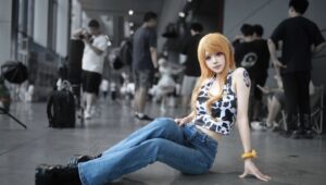 cosplay nami thumbnail