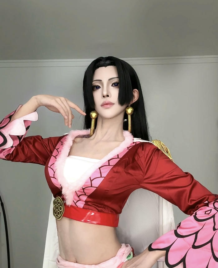 hình ảnh cosplay One Piece toàn thân rõ nét