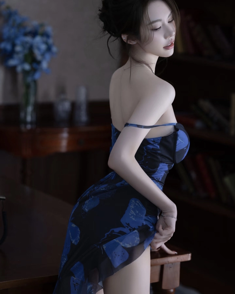 Cô gái mang vẻ đẹp ngọt ngào pha chút gợi cảm