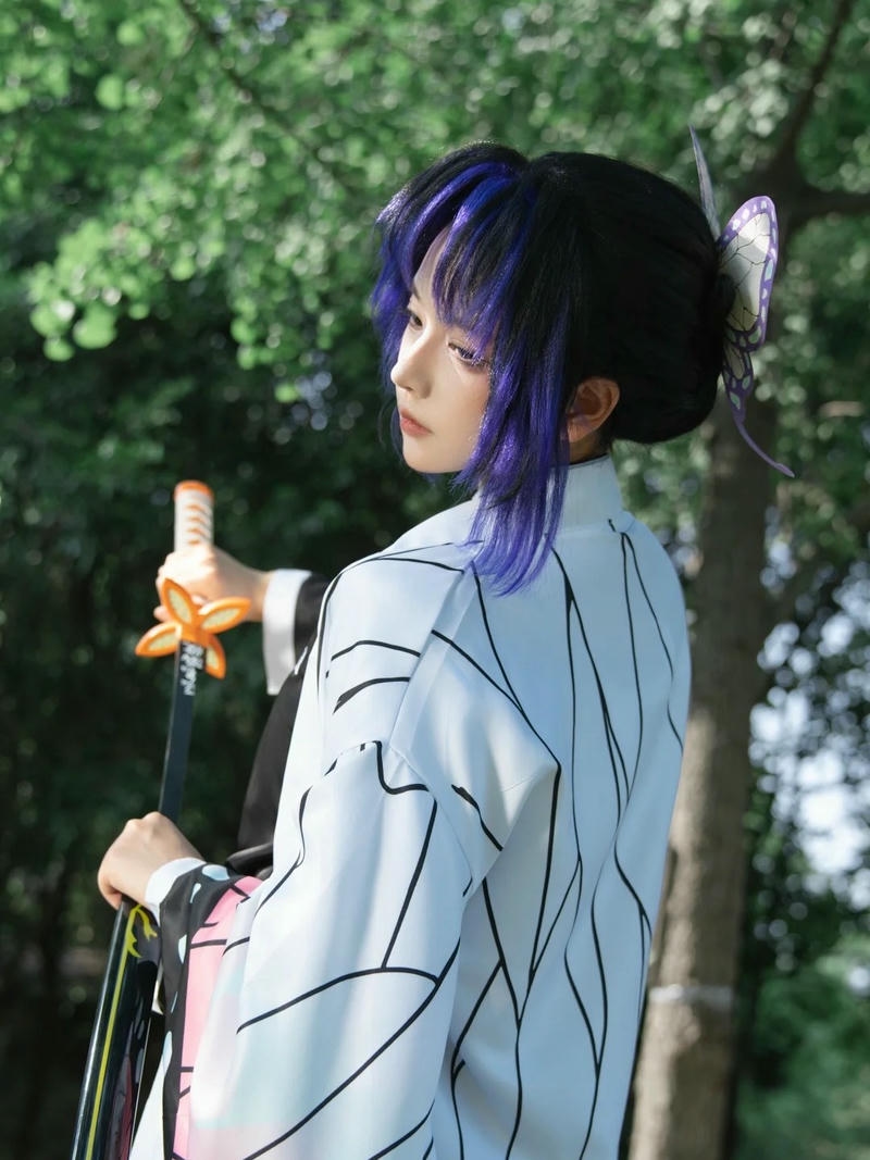 Cosplay Shinobu thần thái dịu dàng đầy ấn tượng