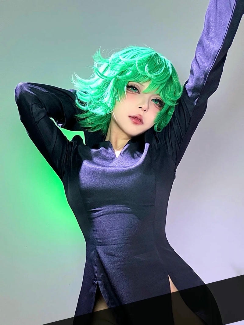 Cosplay Tatsumaki biểu cảm mạnh mẽ đầy cuốn hút