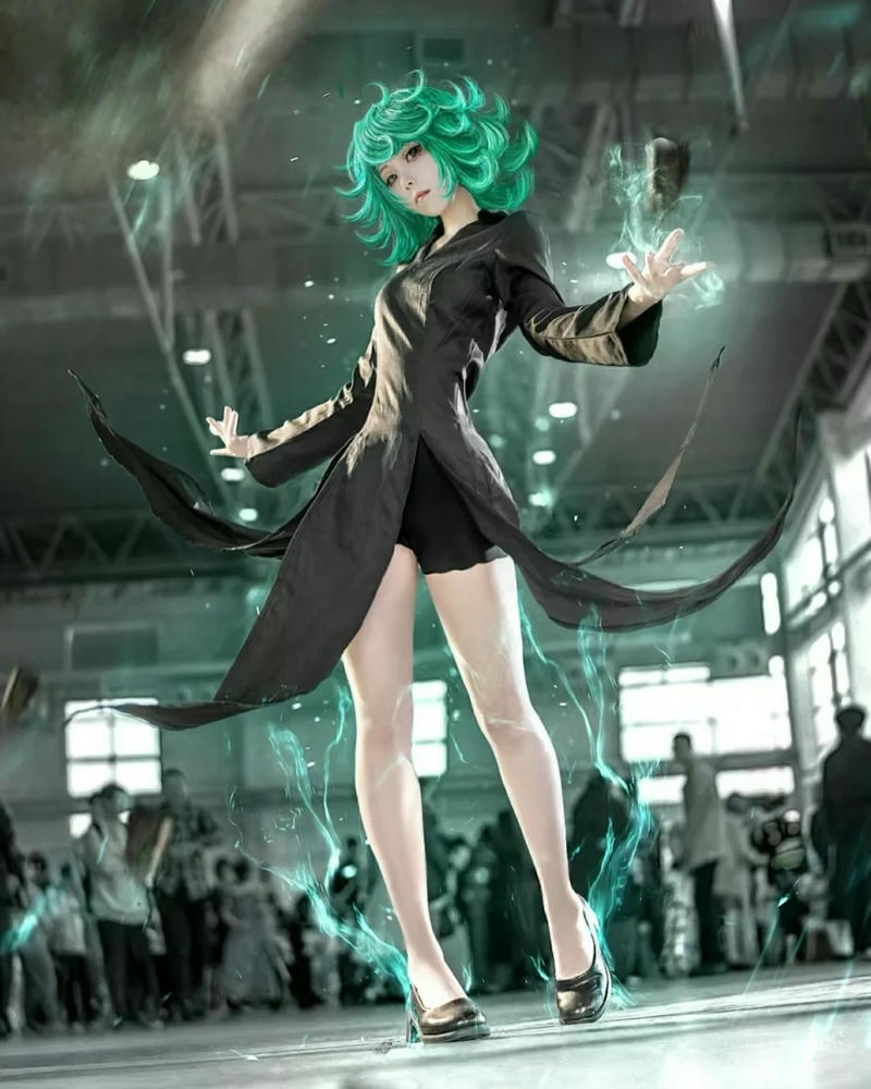 Cosplay Tatsumaki biểu cảm tự tin giàu sức hút