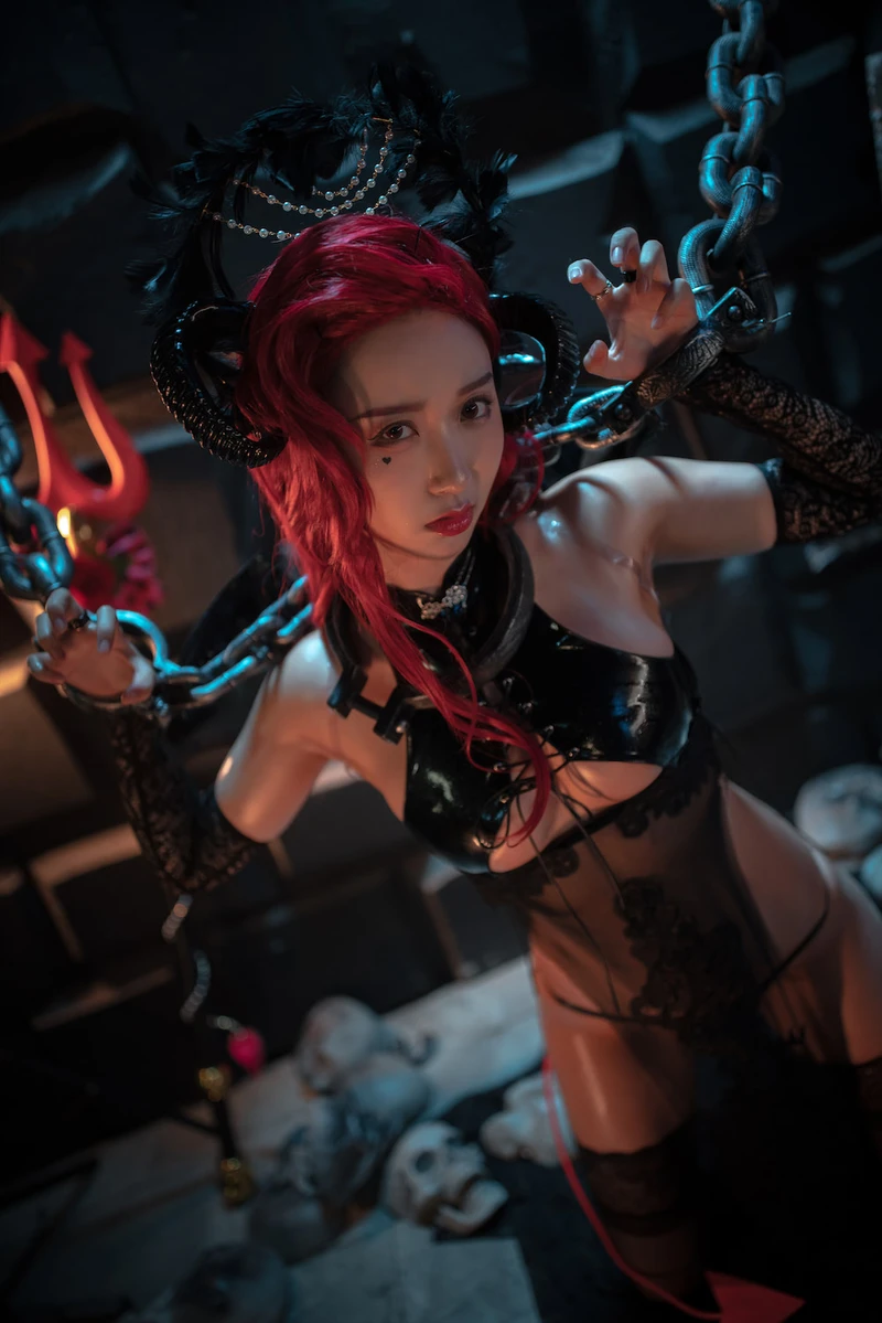 Gái cosplay thủ dâm nóng bỏng quyến rũ