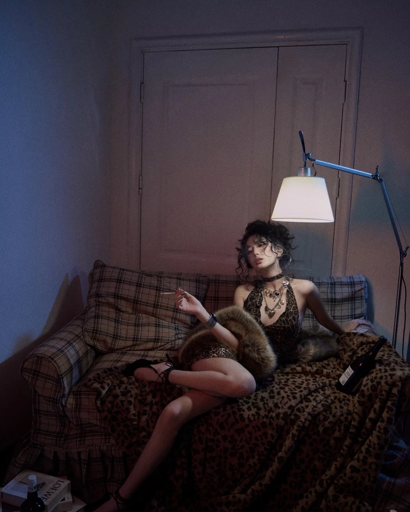 Gái xinh mlem với phong cách sexy nhẹ nhàng cuốn hút