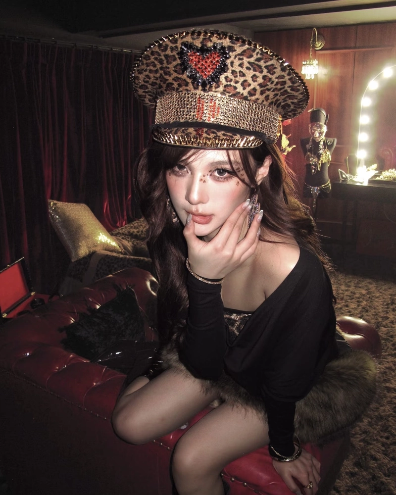 Gái xinh mlem với thần thái sexy tự nhiên nổi bật