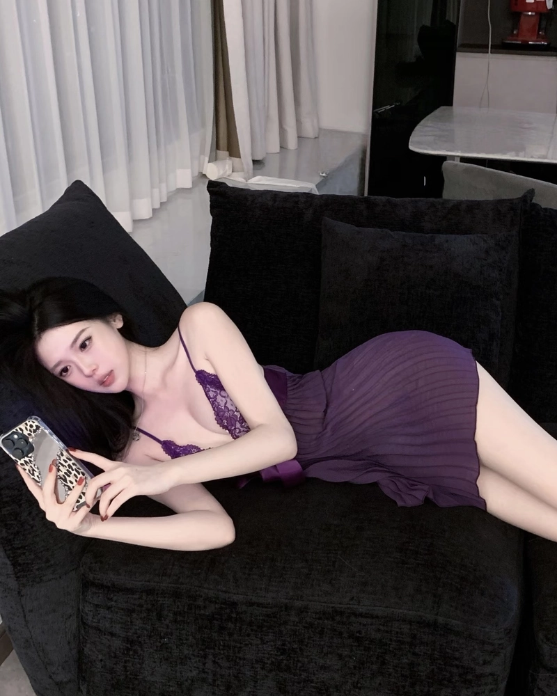 Gái xinh với phong cách sexy tinh tế không phô trương