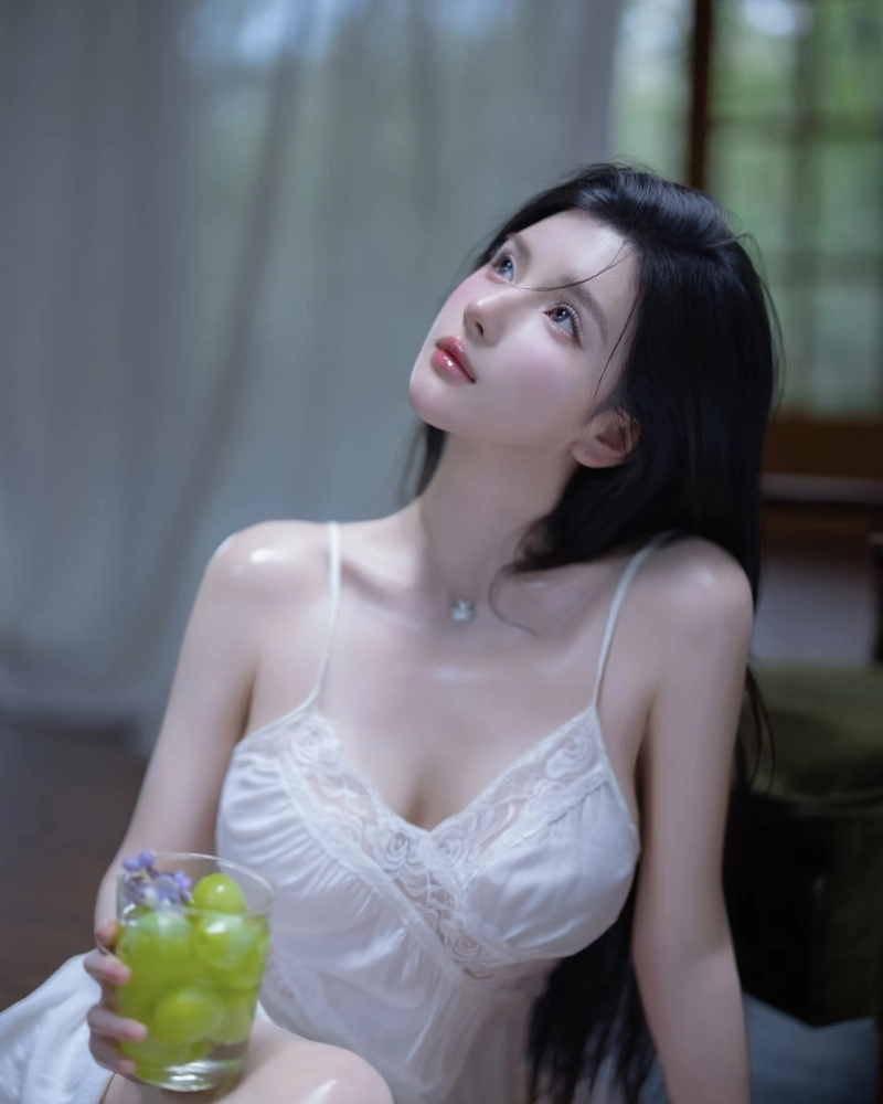 Hot girl mlem với vẻ đẹp sexy nhưng tinh tế