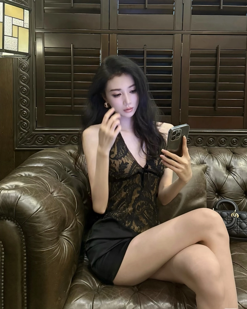 Hot girl với vẻ đẹp tự nhiên đầy sức hấp dẫn