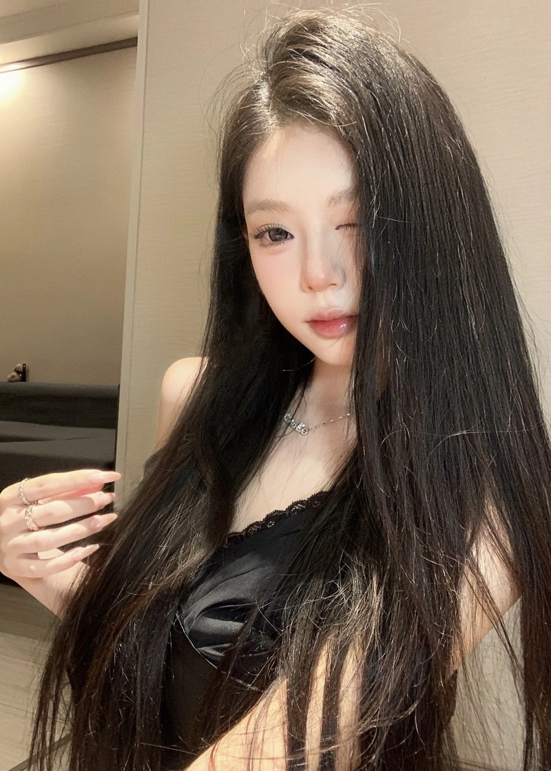 Nét đẹp dịu dàng ảnh gái xinh tự sướng cuốn hút