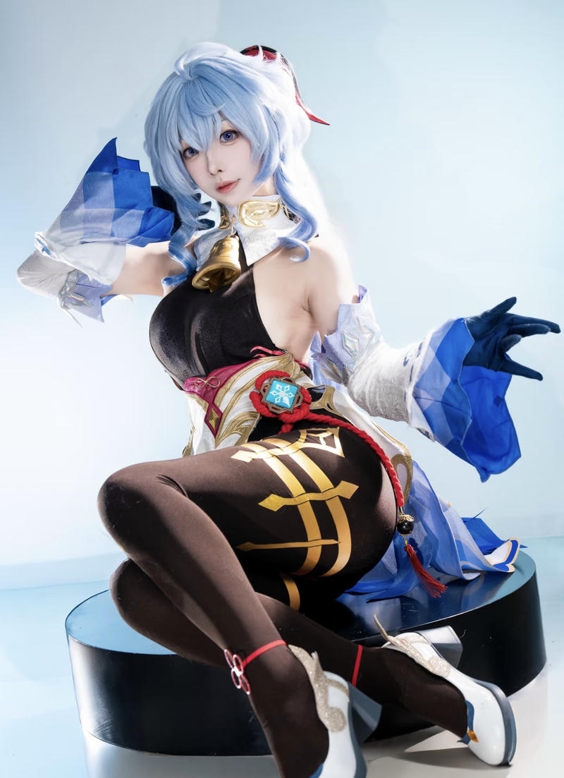 Nhân vật cosplay Ganyu khí chất băng giá dịu