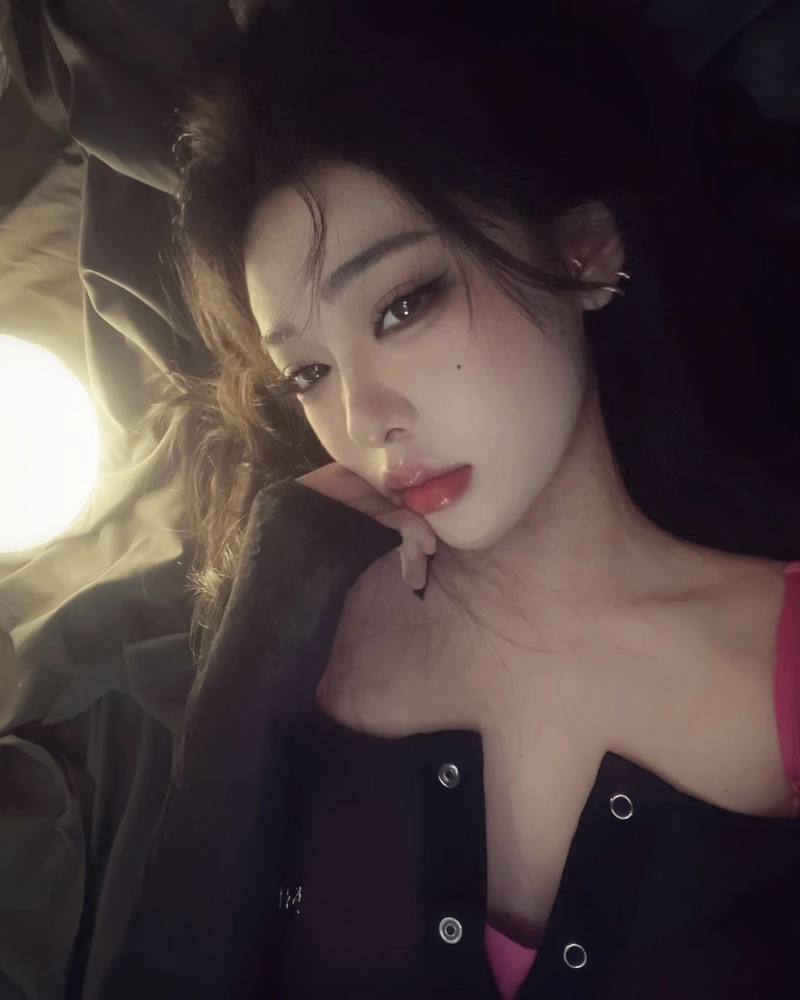 Nụ cười tỏa sáng ảnh gái xinh tự sướng đáng yêu