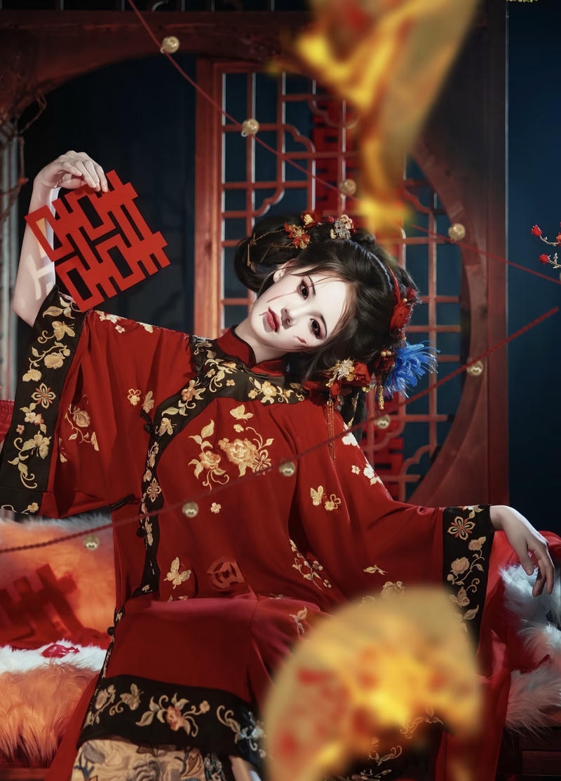 Tạo hình váy cưới trắng mang cảm giác cô dâu ma