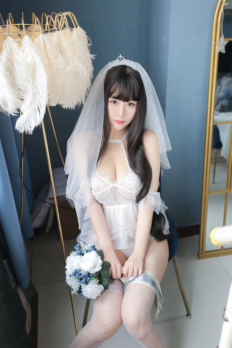 Thủ dâm cosplay gợi cảm nóng bỏng