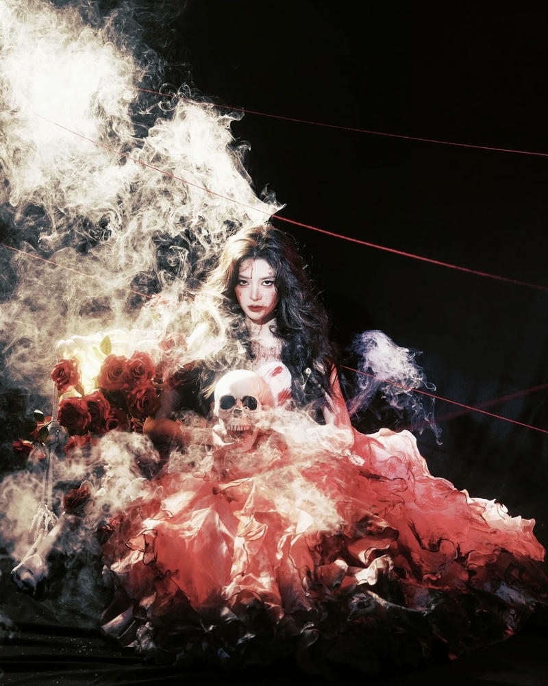 Trang điểm nhợt nhạt tái hiện cô dâu ma đáng sợ