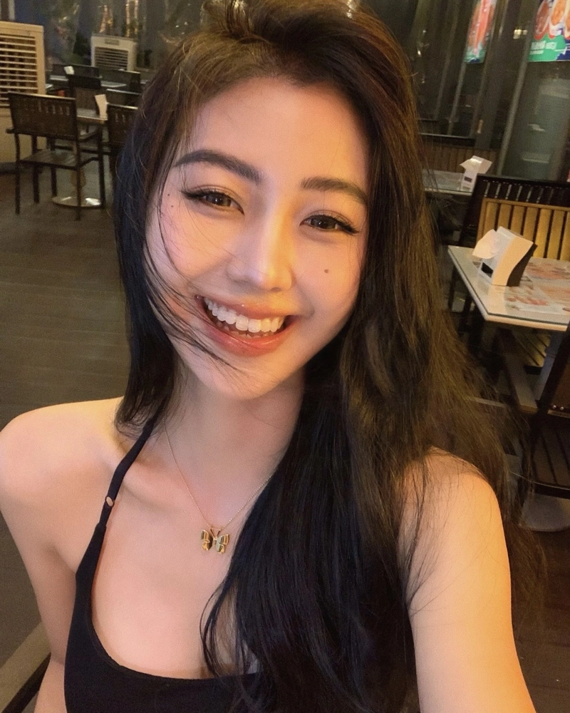 Vẻ đẹp trong sáng ảnh gái xinh tự sướng nổi bật