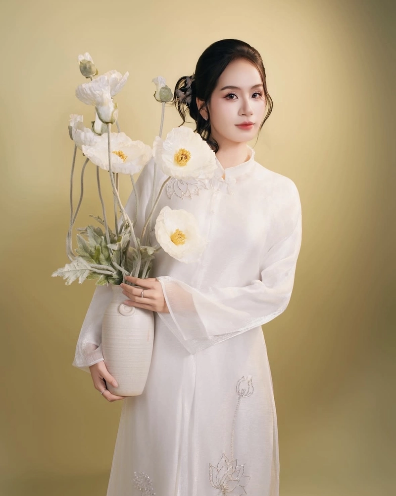 Ảnh gái xinh Việt Nam sở hữu nét đẹp thanh xuân rạng rỡ