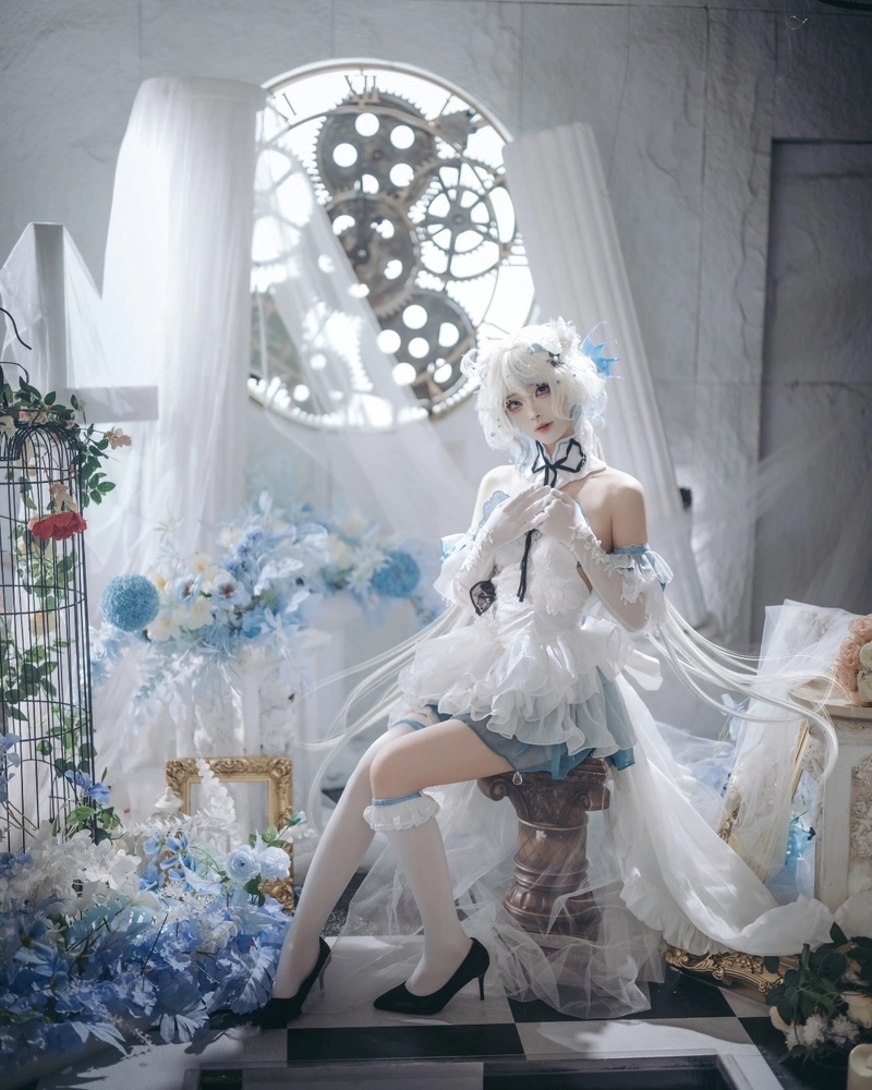 Bức ảnh Furina cosplay với gương mặt xinh đẹp rạng ngời