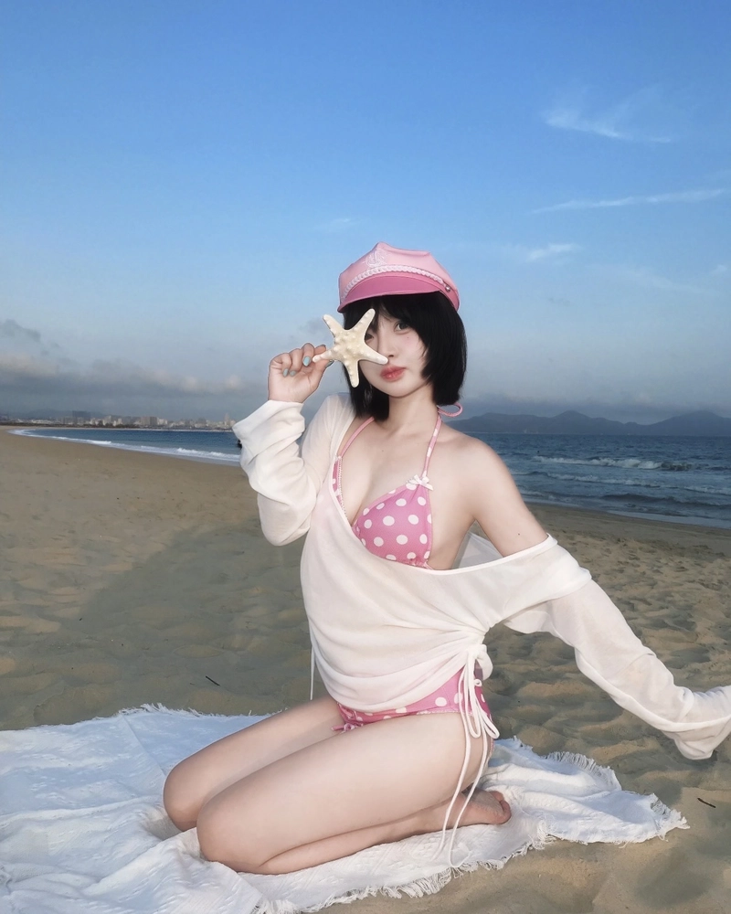 Bức ảnh gái xinh bikini với nét duyên dáng đầy cuốn hút