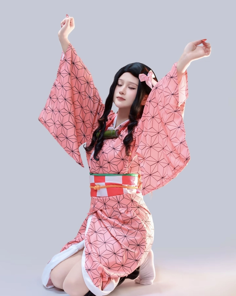 Bức hình cosplay Nezuko với mái tóc dài mềm mại