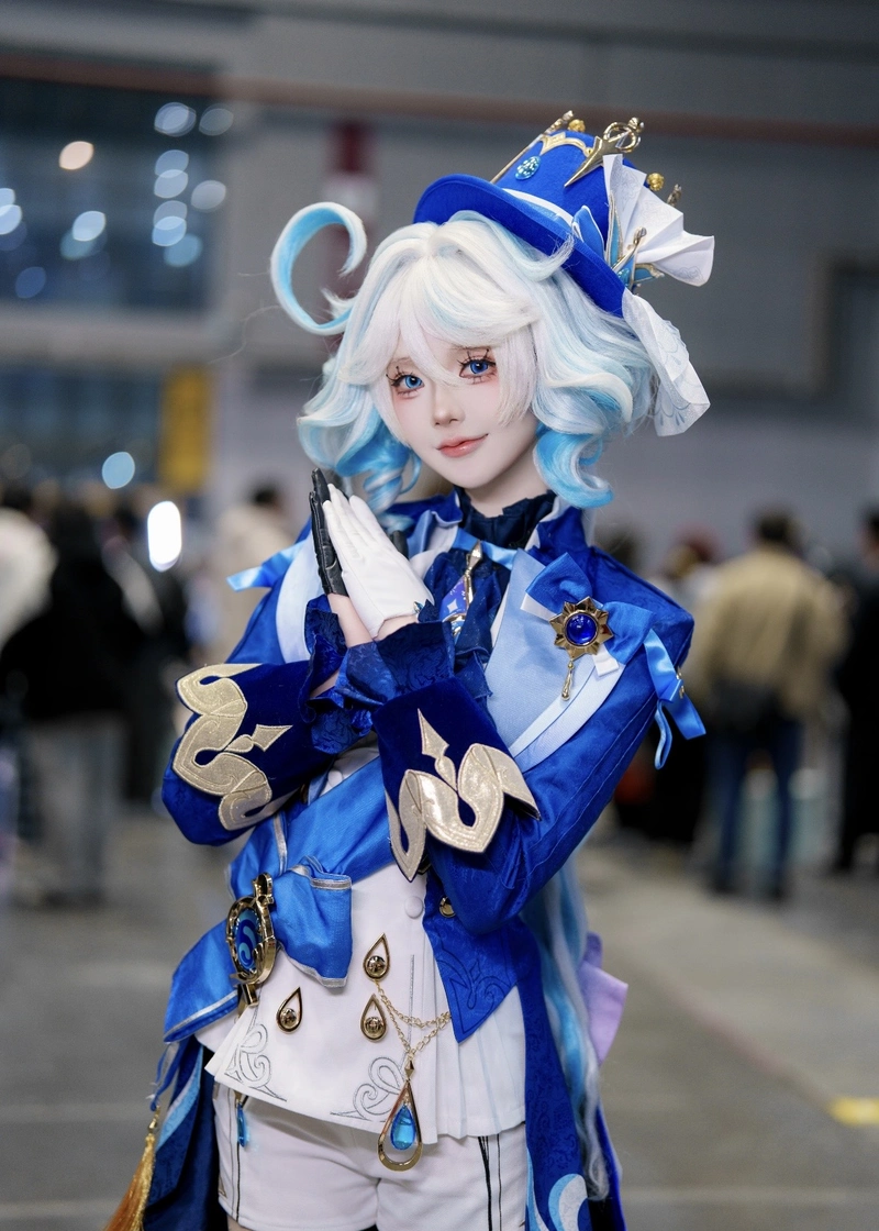 Hình ảnh Furina cosplay gây ấn tượng bởi vẻ đẹp dịu dàng