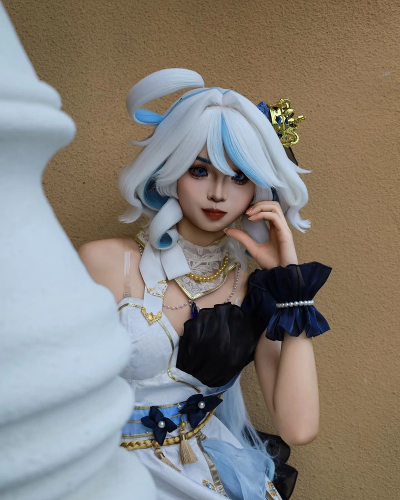 Hình ảnh Furina cosplay mang vẻ đẹp ngọt ngào thanh thoát