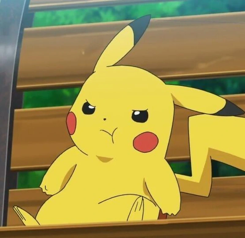 Hình ảnh Pikachu nổi bật với nụ cười vui vẻ thân thiện