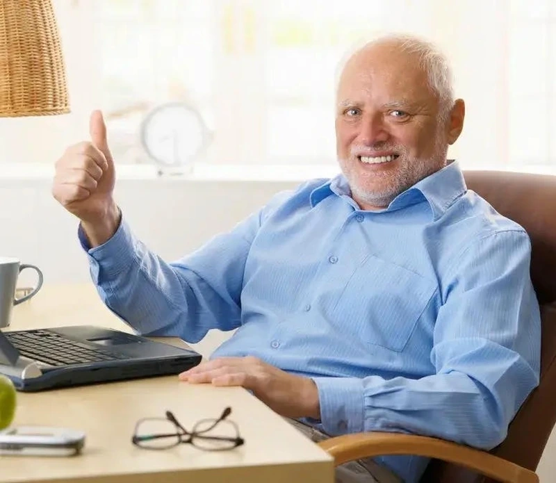 Hình ảnh meme ok cùng biểu cảm đồng ý miễn cưỡng