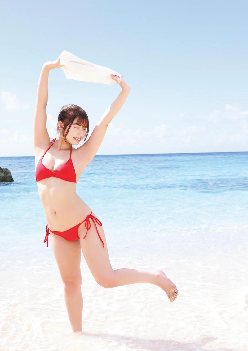 Hình bikini Miyu Aizawa nóng bỏng