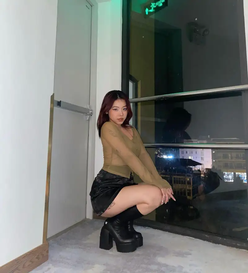 Phí Hồng Hà leak onlyfans ảnh tổng hợp
