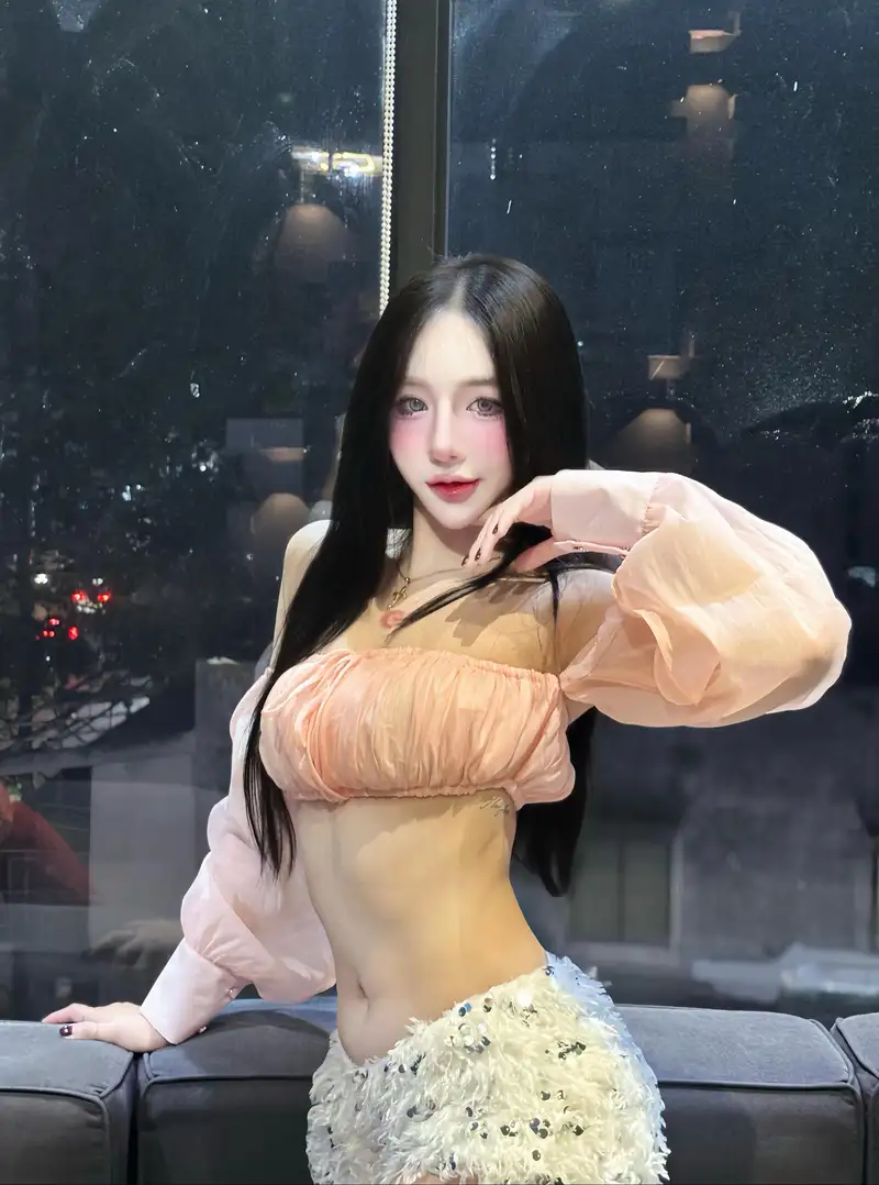 Tiffany Thư Gymer Tiktok sexy ấn tượng