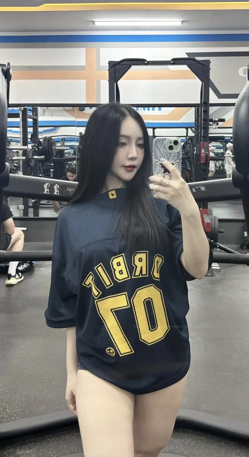 Tiffany Thư Gymer sexy Tiktok nổi bật